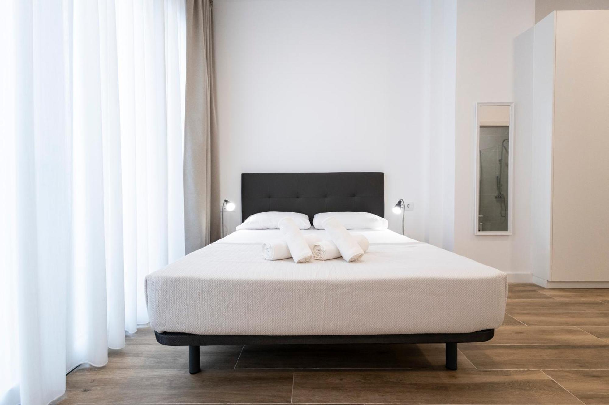 La Casa De La Pintora By Concept Flats Apartment Valencia Exterior photo